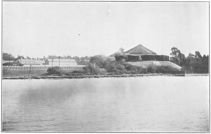 Shellmound and fairground Uhre 1907